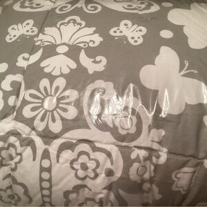 Butterfly loft quilt pottery barn kids Brand New